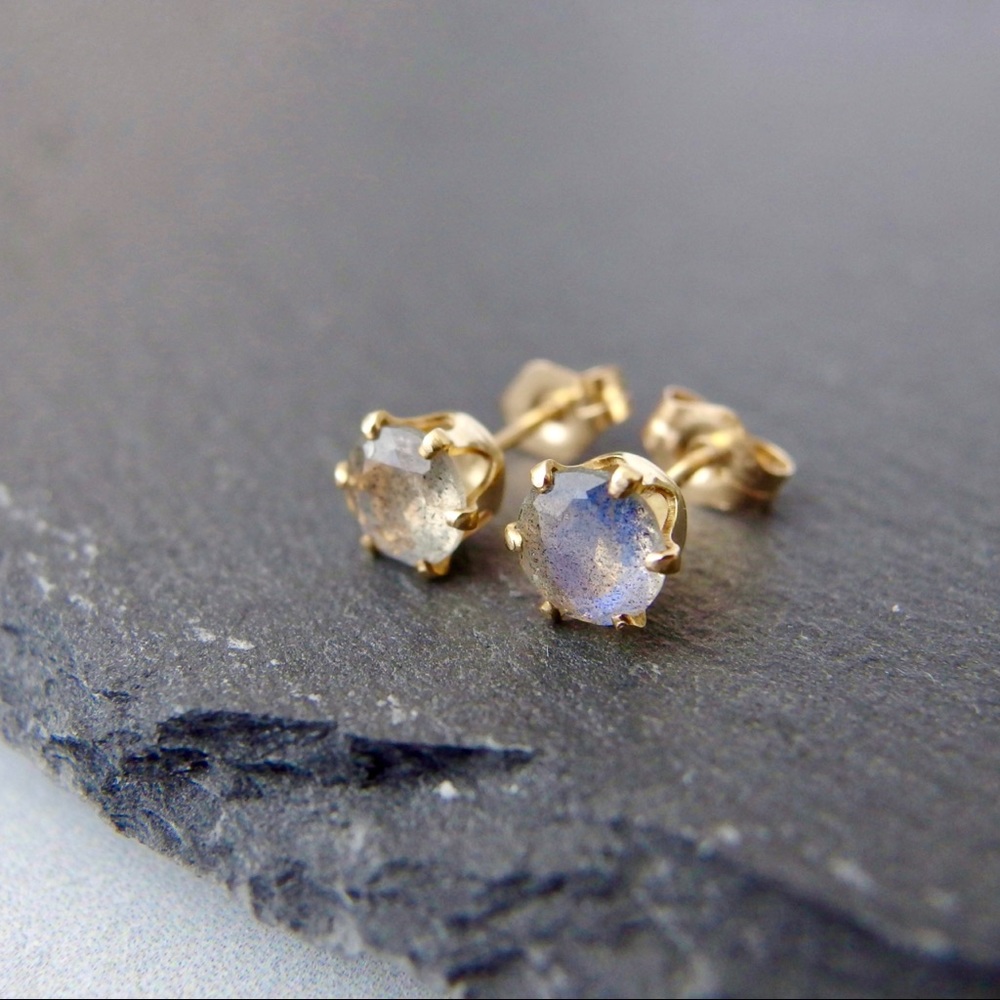 5mm labradorite stud earrings 14k GF - Picture 3 of 11